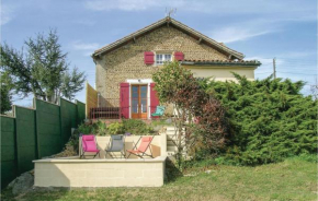 Three-Bedroom Holiday Home in Lahitte Toupiere